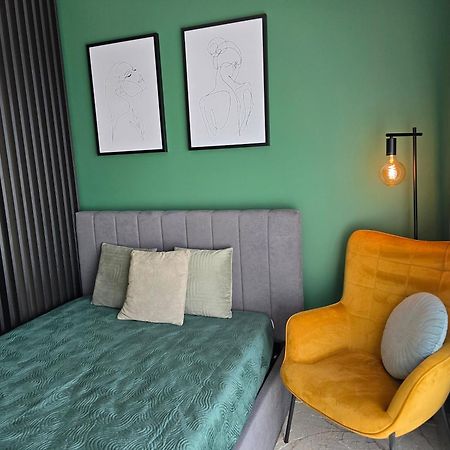 M&M1 Studio Apartment Near Center With Free Parking - Ac Kosice Ngoại thất bức ảnh