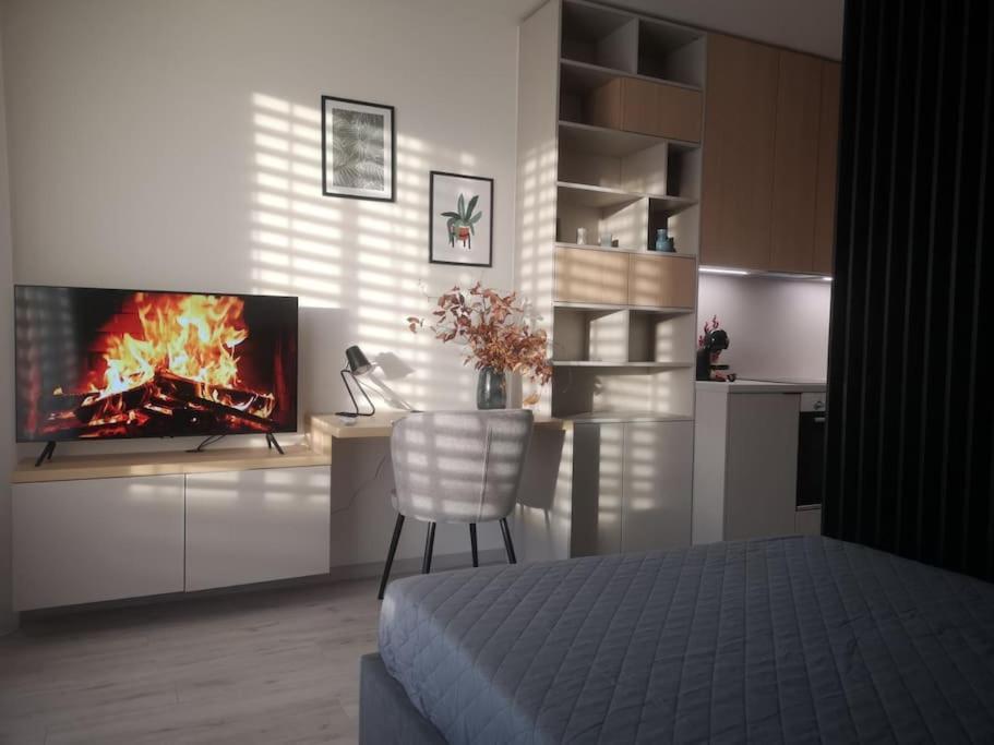 M&M1 Studio Apartment Near Center With Free Parking - Ac Kosice Ngoại thất bức ảnh